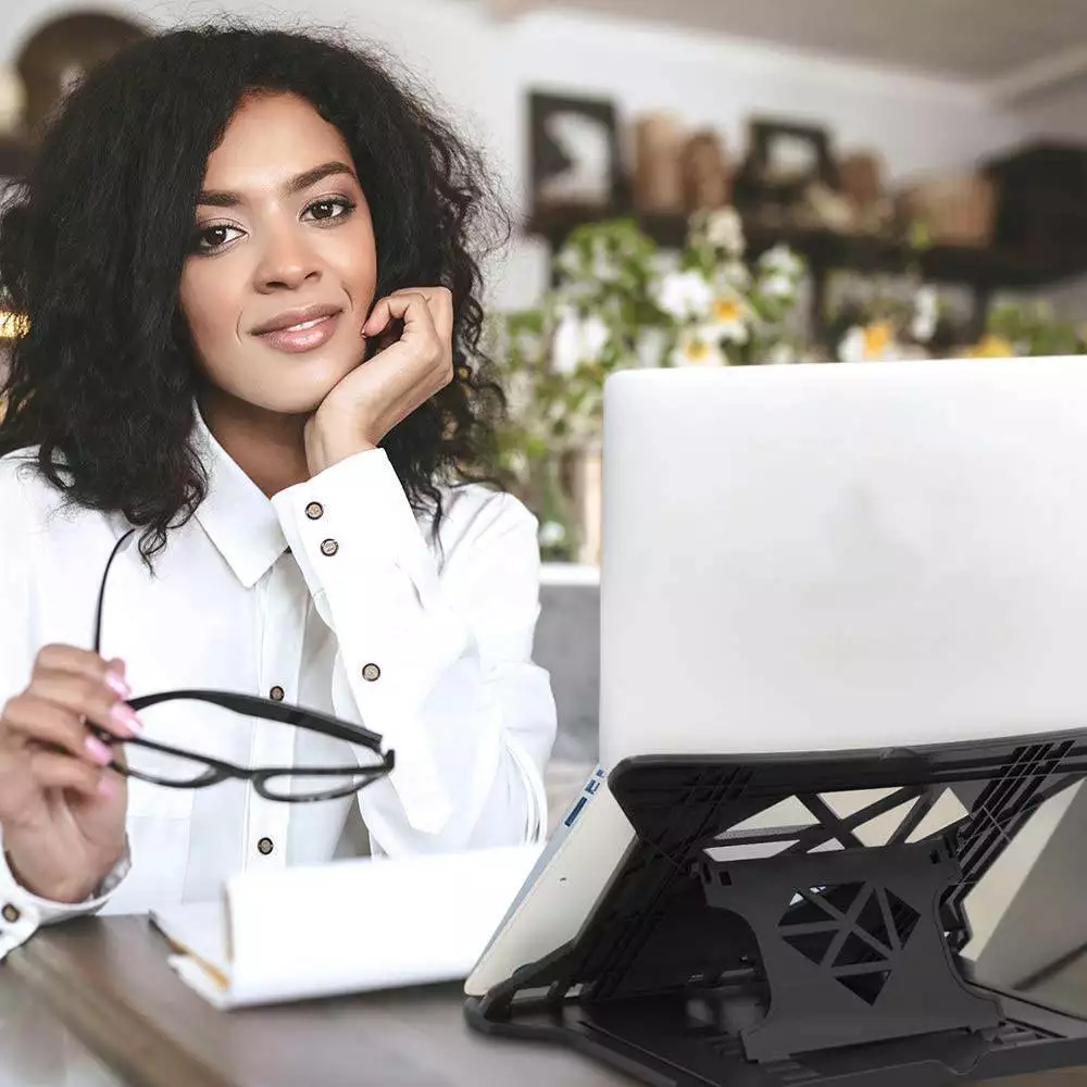 GADMODO-  LAPTOP STAND WITH PORTABLE MOBILE STAND - Image 4
